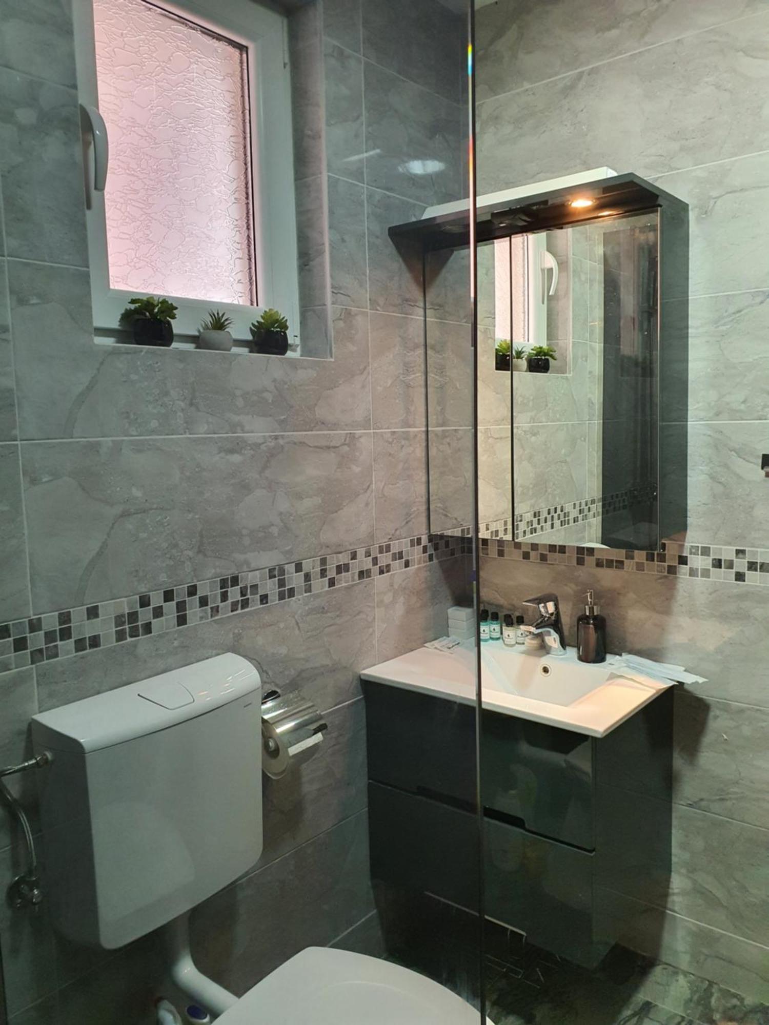 Djukic Winery Apartment Podgorica Luaran gambar